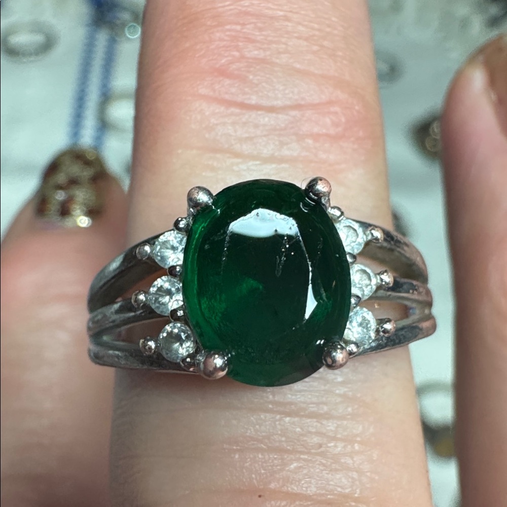 Silver Ring w/green Stone
